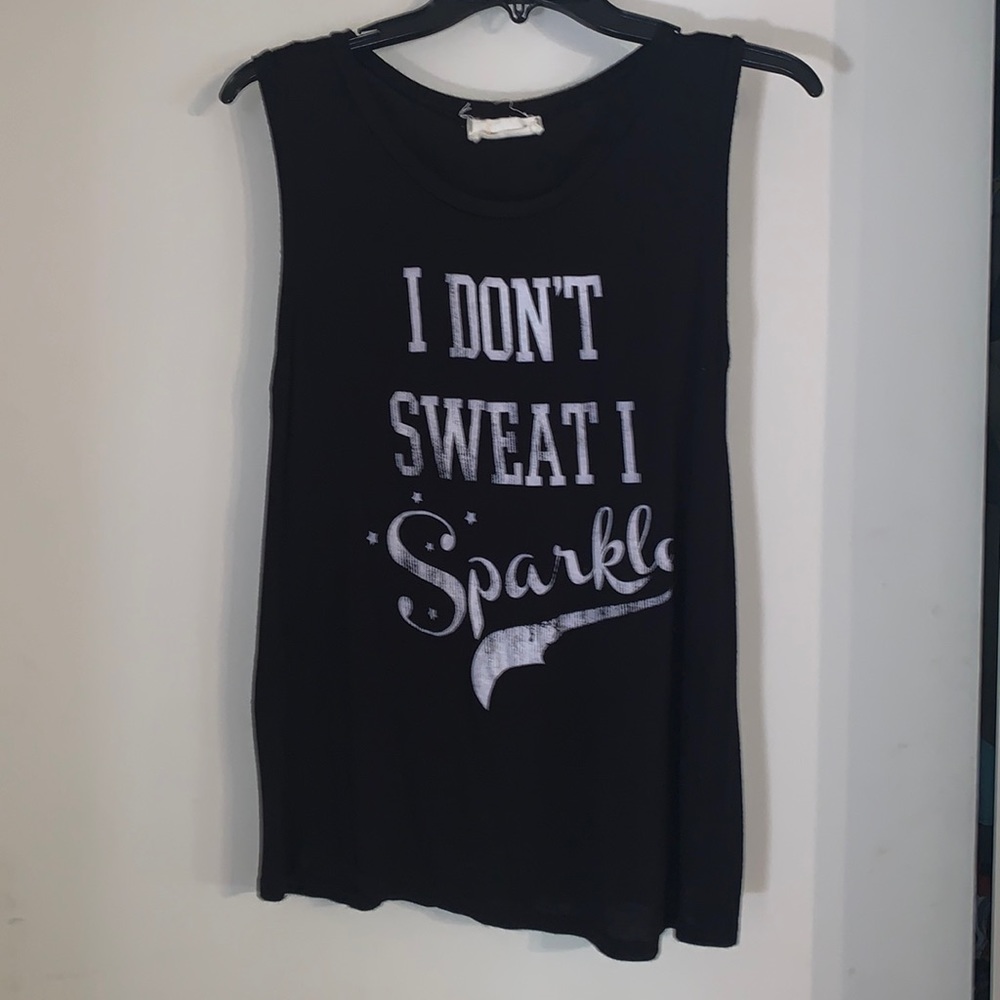 💸 3/$25 Fun sleeveless graphic workout tee